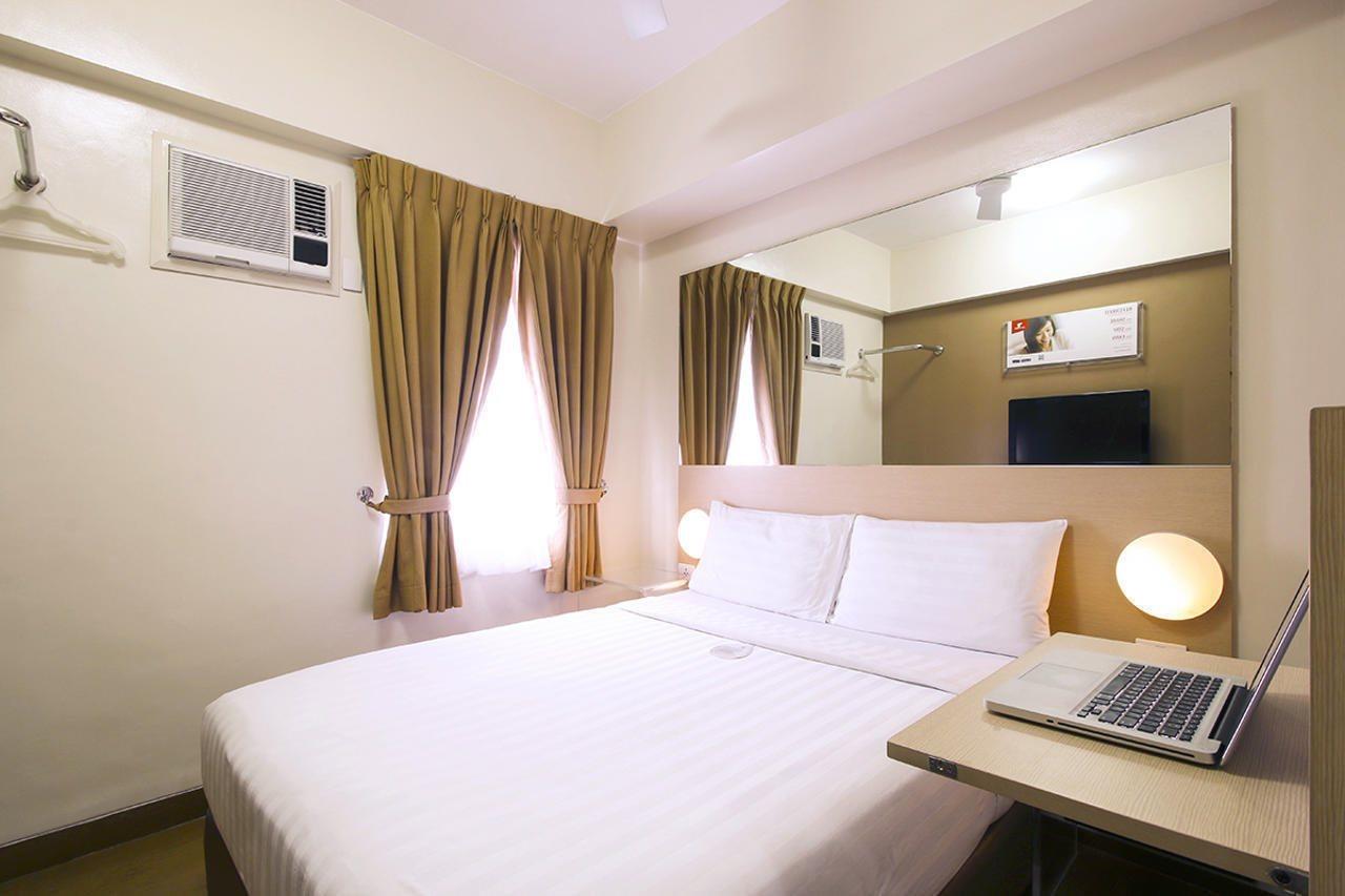 Red Planet Clark Angeles City Extérieur photo